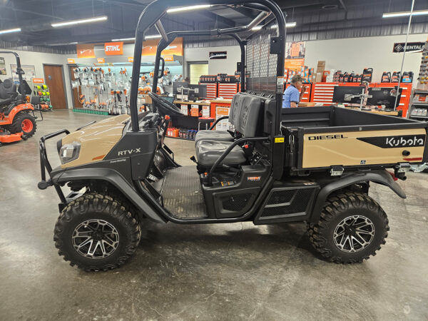 2024 Kubota RTVX2-PDLHS25 - Image 2