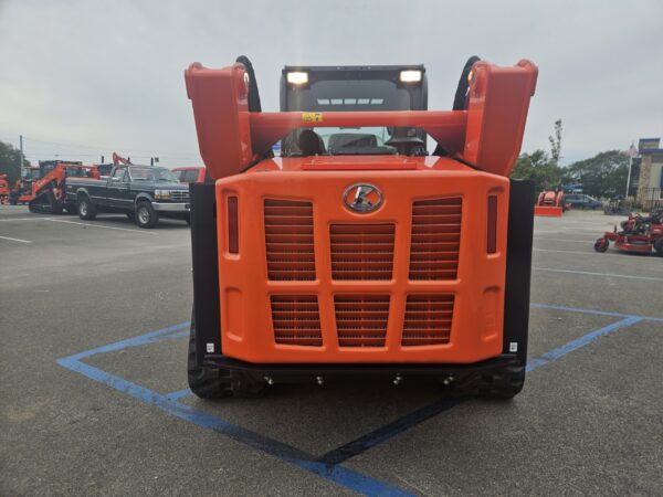 New 2025 Kubota SVL97-2 Trailer Package - Image 10