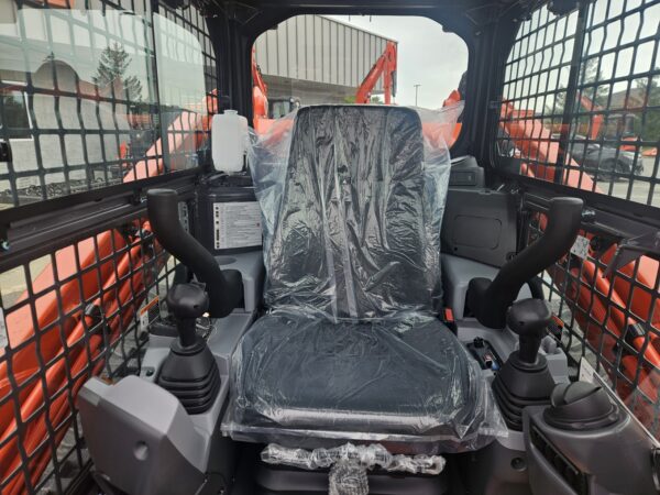 New 2025 Kubota SVL97-2 Trailer Package - Image 6